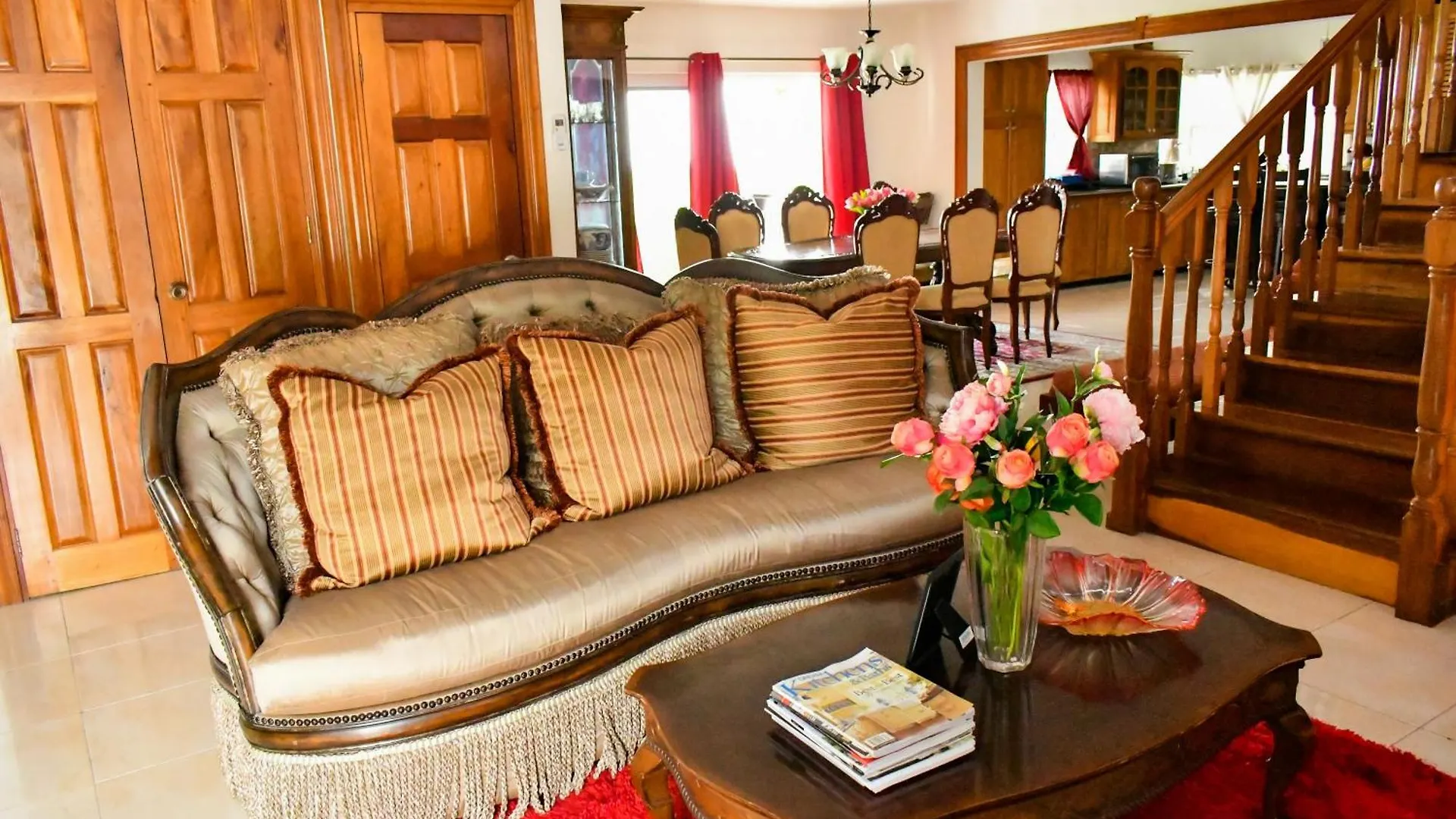 Spring Valley Inn St Mary