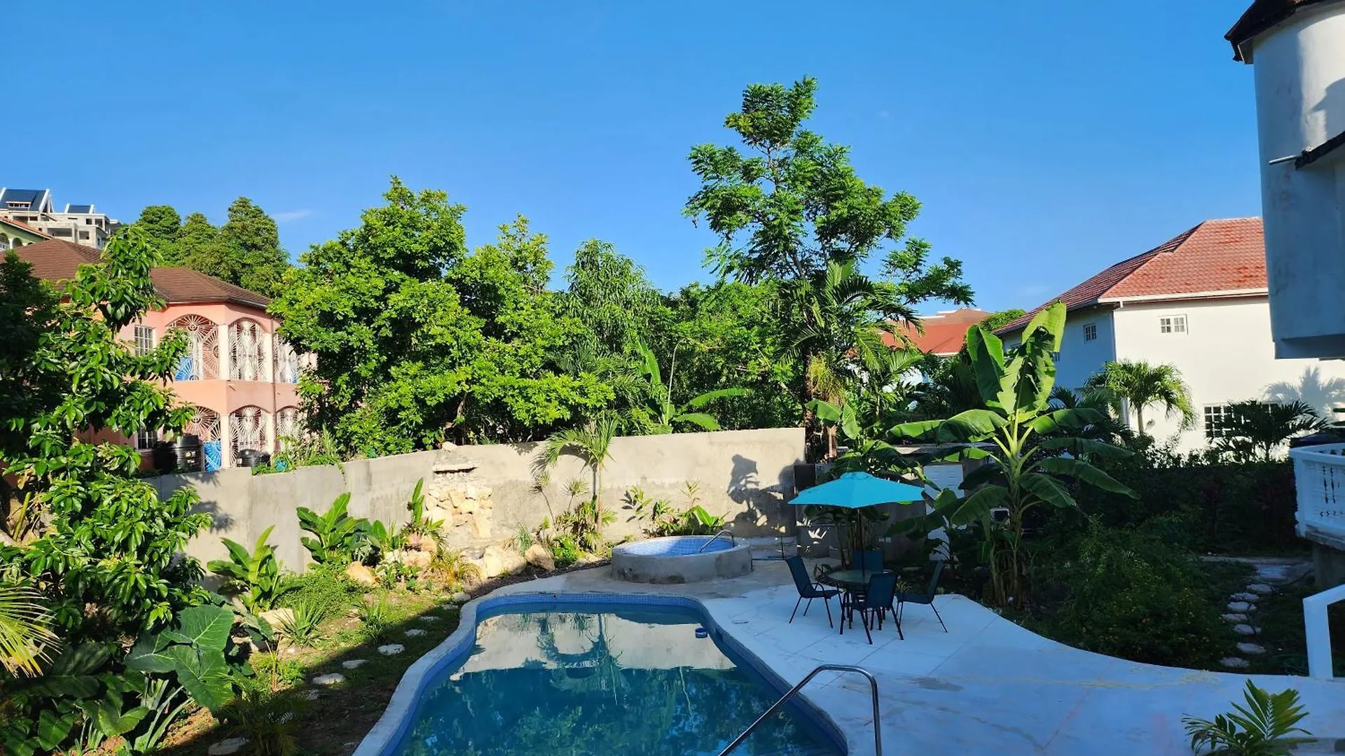 Spring Valley Inn St Mary 0*,  Jamaica